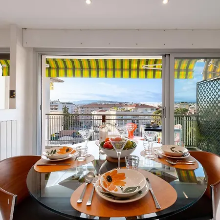 1-br With Terrace Near Centre