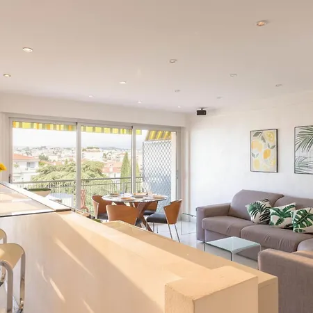 1-br With Terrace Near Centre * קאן